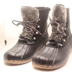 Baretraps Flash Women's Water-Resistant Winter Boots.  New.  Black.  Size 9M.